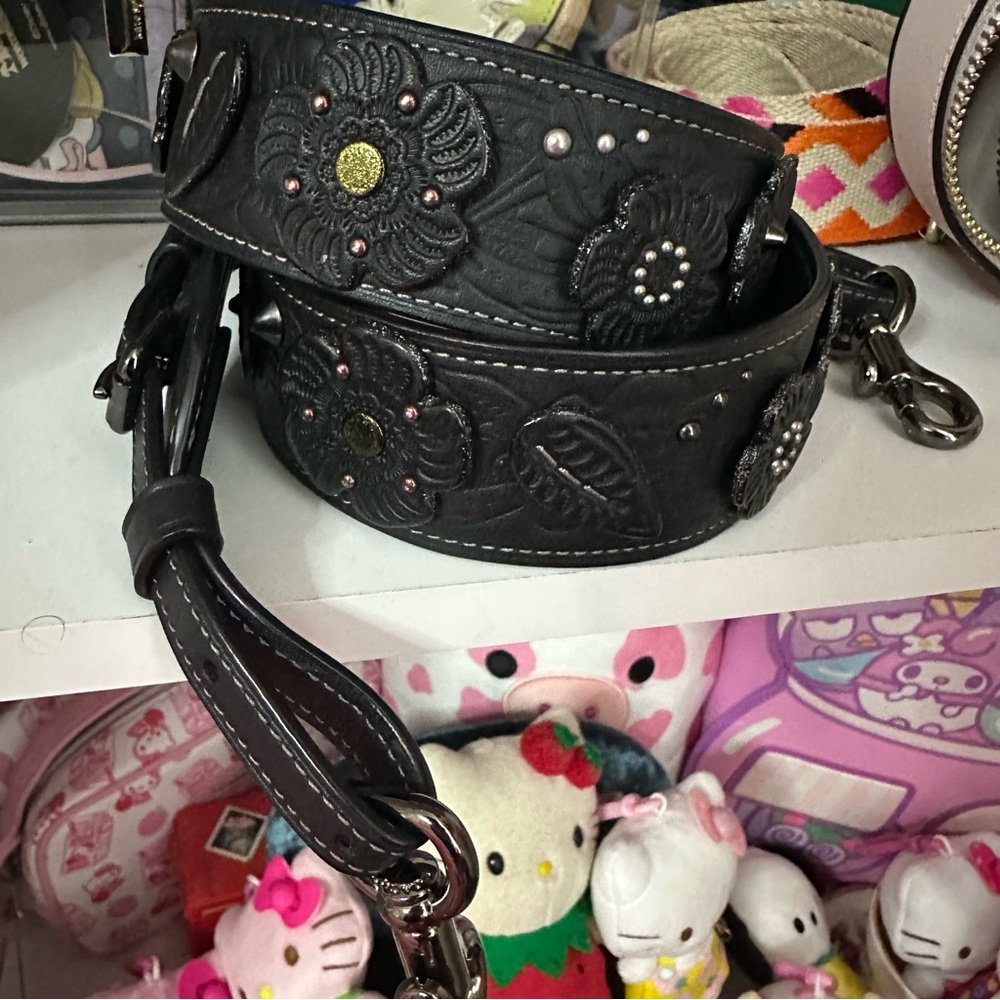 COACH TOOLING TEA ROSE NOVELTY STRAP